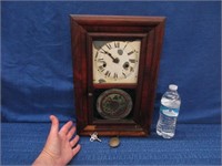 antique seth thomas mantle clock - 16in tall