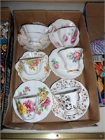 6 Tea Cups And Saucers