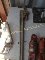 36 INCH ALUMINUM PIPE WRENCH