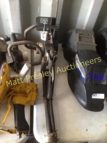 EQUIPMENT AND TOOL AUCTION