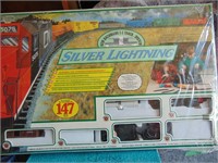 Bachman Siver Lightning Train Set