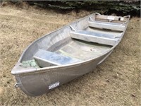 14' Aluminum fishing boat