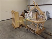 WOODEN BAMBOO TABLE & 4 CHAIRS