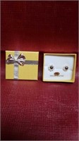 14K YELLOW GOLD GENUINE FW PEARL FLORAL EARRINGS