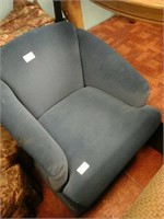 Blue cushioned chair