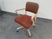 VINTAGE METAL OFFICE CHAIR