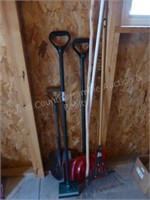 Lot of long handle tools