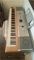 Yamaha YPG-625 piano, keyboard