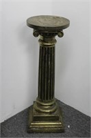 Golden Column Pedestal in Classic Roman