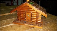 LOG CABIN CLOCK