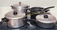 Lot of 5 T-fal and more cooking pots/skillets