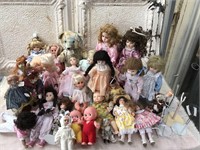 Large Lot of Dolls!