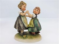Figurine en porcelaine Hummel #353/1, Spring Dance
