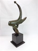 Sculpture abstraite moderniste sur socle Ruth LEVY