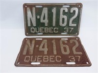 2 plaques d'immatriculation de même chiffre 1937