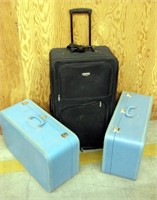 Luggage 2 Vintage Hard Sided & Rolling Soft Sided
