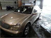 2001 Mercedes-Benz C-Class C 240- GOLD 132,253