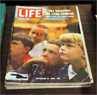 7 Pcs 1960's Life And Post Vintage Magazines
