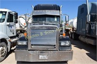 USED 2007 FREIGHTLINER CLASSIC XL 70 RAISED ROOF