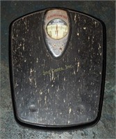 Vintage Mid Century Health O Meter Bathroom Scale