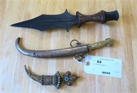 Lot, 3-decorative daggers
