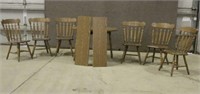 Kitchen Table With (2) leaves and (6) Chairs