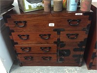 ORIENTAL CHEST OF DRAWERS
