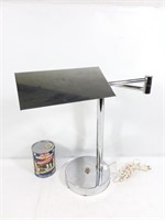 Lampe de table articulée en métal