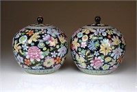 PAIR OF FAMILLE ROSE PORCELAIN COVERED JARS