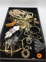 TRAY OF MISC. COSTUME JEWELRY, HAIR CLIPS - NECKLA