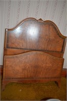 Twin bed Matches lot 114