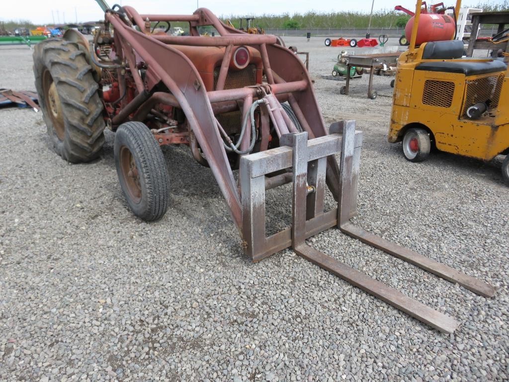Vintage Iron Tractor Auction