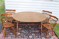 6 Piece Dining Set - 4 Chairs/Table/Leaf