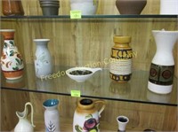 GROUPING OF STUDIO POTTERY
