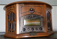 Retro Style Thomas Pacconi Radio