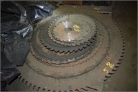 PALLET CONTAINING VARIOUS SIZE SAW BLADES