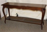 Sofa Table with Lower Shelf with Inset