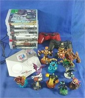 Lot of PlayStation 3 games and accessories
