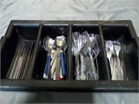 Silverware with service container