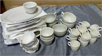 15 PC. 12" Oval plates, 7 PC. Soup cups