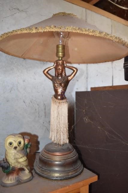 Hula Lamp