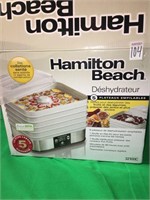 HAMILTON BEACH FOOD DEHYDRATOR 5 STACKABLE TRAYS