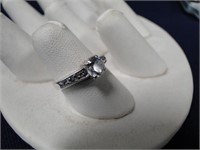 Beautiful .925 Silver 7 & CZ Gemstone Ring