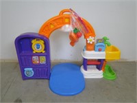 Adorable Fisher Price Kitchen for Toddlers