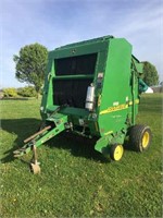 John Deere 567 Hay Baler