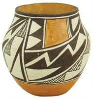 Acoma Pottery Jar - L. Concho