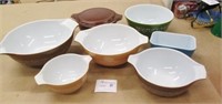 Lot of Vintage Pyrex Bowls