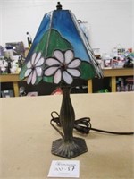 Tiffany Style Stained Glass Table Lamp