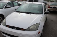 12 2003 FORD FOCUS WHITE 1FAHP33P43W205109