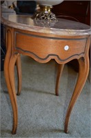 lamp/side table